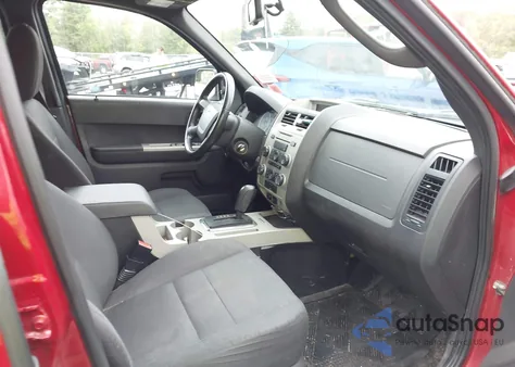 2011 Ford Escape Xlt from USA, damaged, VIN 1FMCU9DG9BKA30856